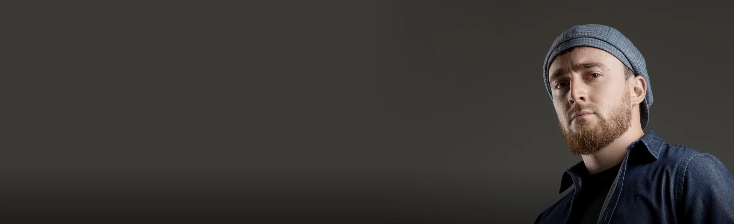 Постер Султан Лагучев