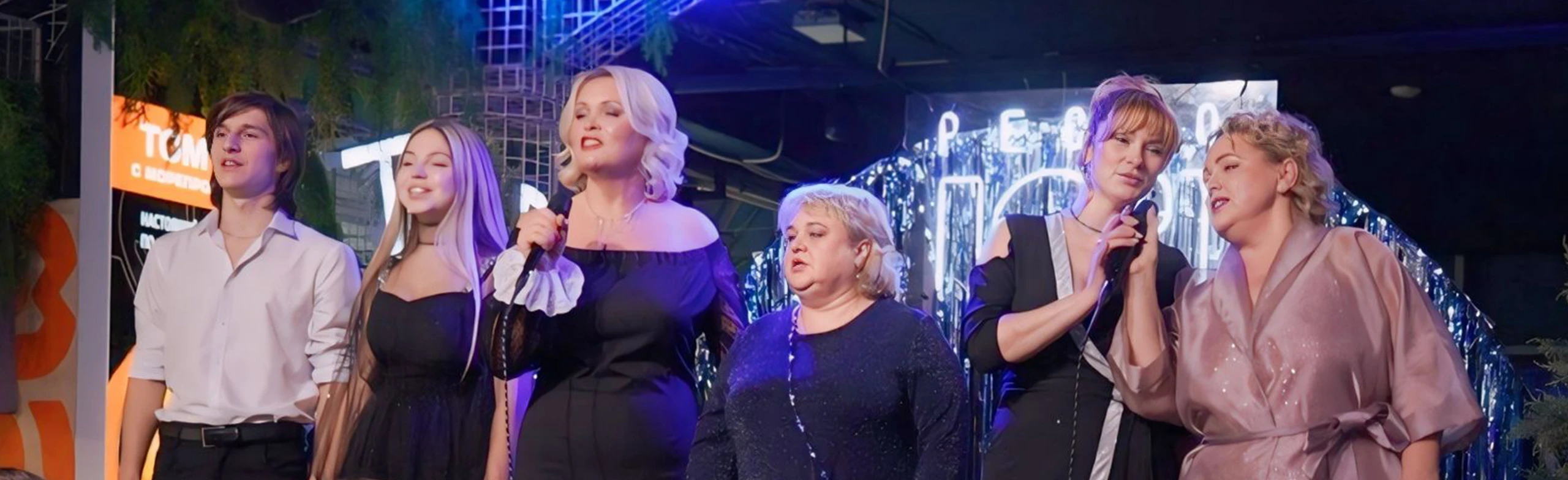 Постер Хиты в Порту. Суперфинал 2025 в Архангельске