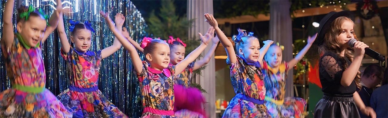 Постер Куда сходить с подругой в Архангельске