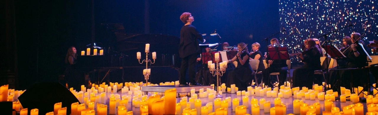 Постер Музыка советского кино в сиянии тысячи свечей