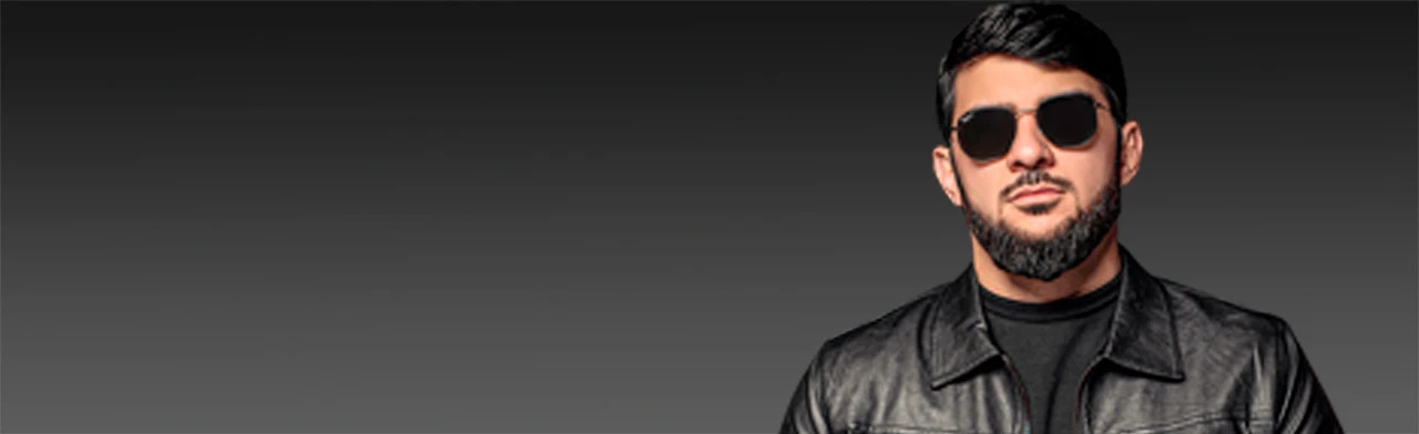 Постер Ислам Итляшев в Архангельске