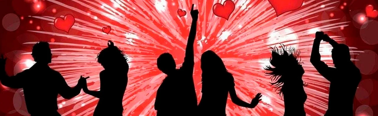 Постер Вечеринка к Дню Влюбленных в Астрахани