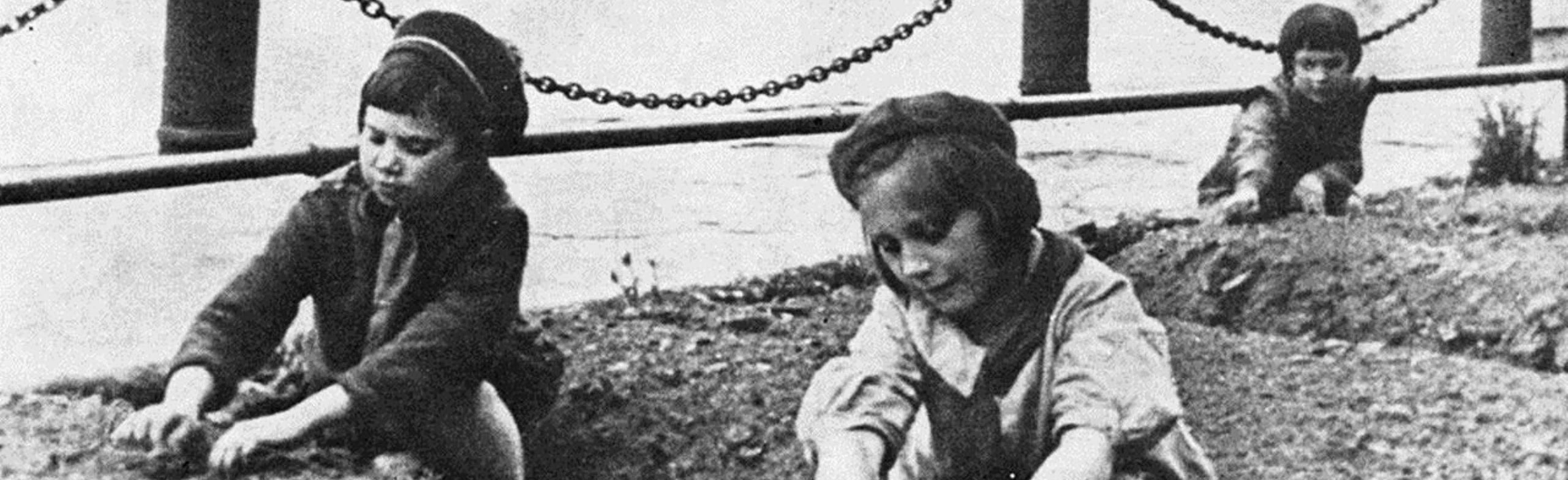 Постер Дети войны. Блокада. Час героического портрета в Чайковском