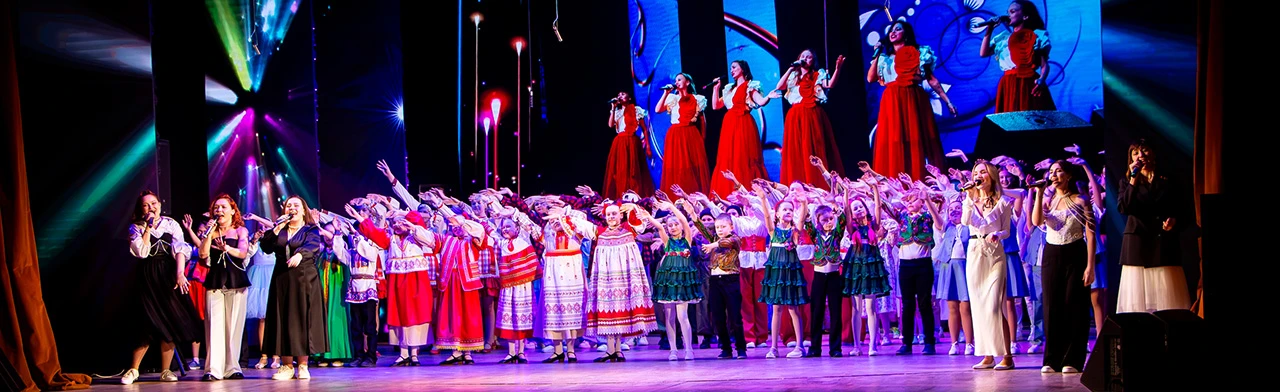 Постер Куда сходить с друзьями в Чебоксарах