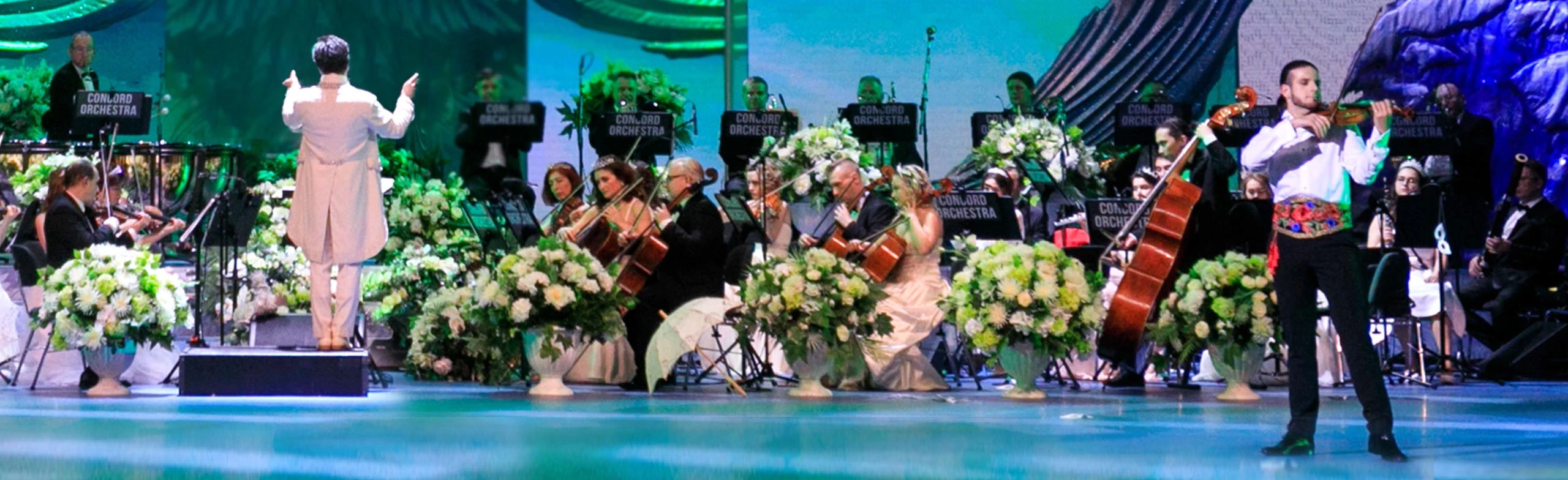 Постер Новогоднее шоу "Белоснежный бал Иоганна Штрауса" CONCORD ORCHESTRA