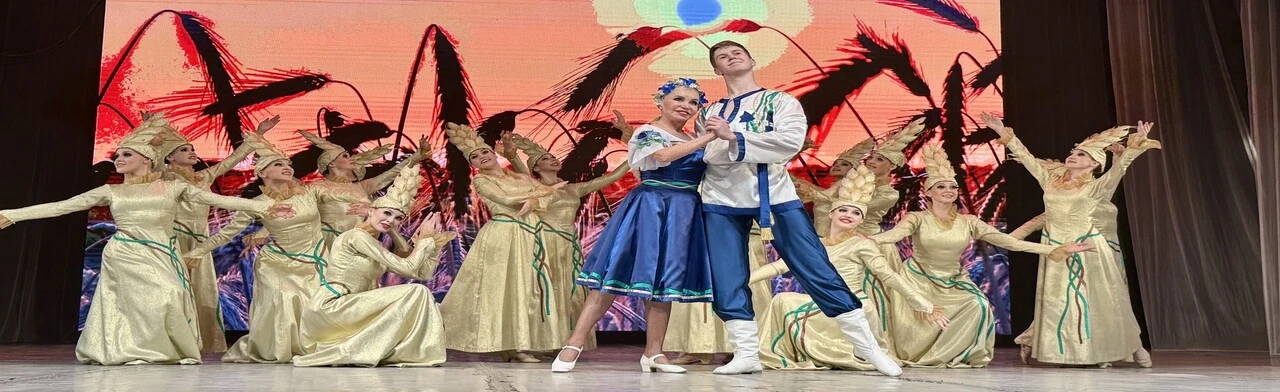 Постер Концертная программа "Мы выбираем любовь" в Череповце