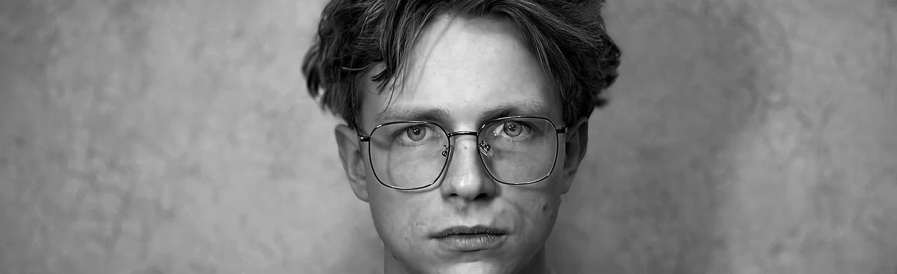 Постер Авторский моноспектакль «Бабочкин» в Екатеринбурге