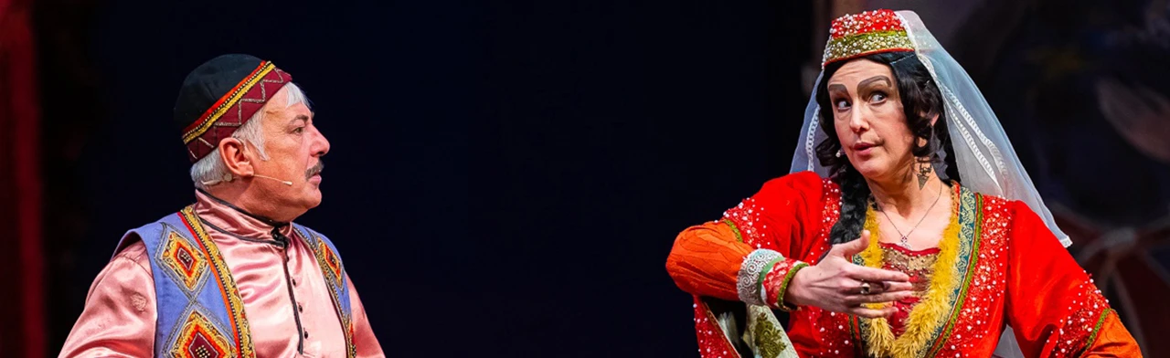 Постер Ханума в Екатеринбурге