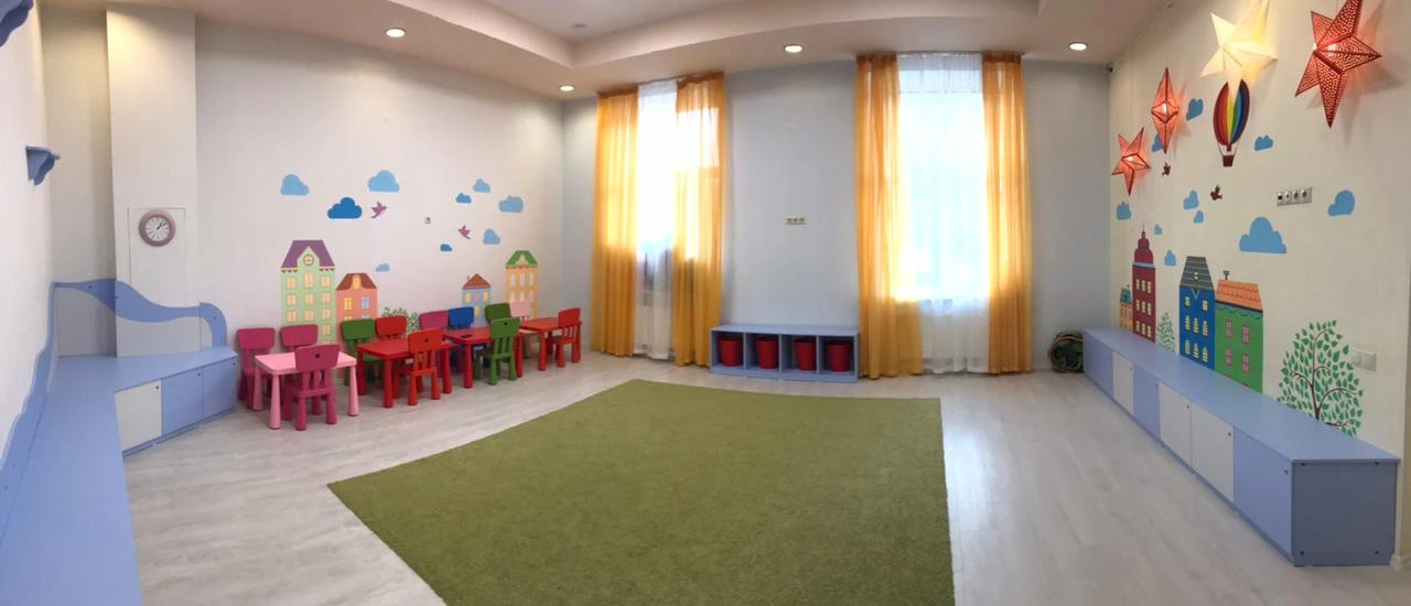 Постер Детский центр развития "Паллада" в Екатеринбурга