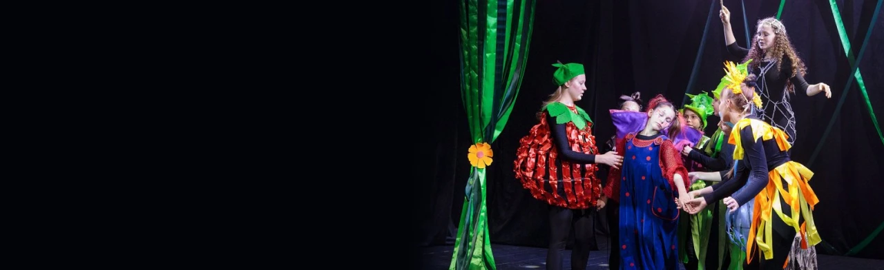 Постер Приключения под луной в Ижевске