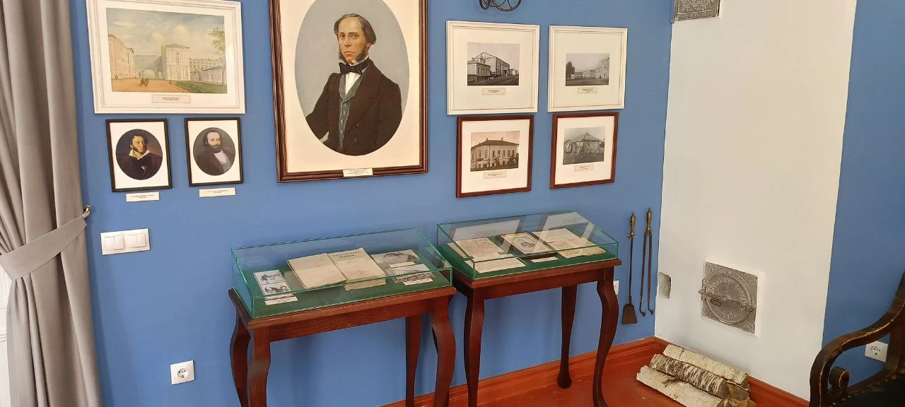 Постер Салтыков (Щедрин) в истории одного города. Выставка к 200-летию М.Е. Салтыкова-Щедрина в Кирове