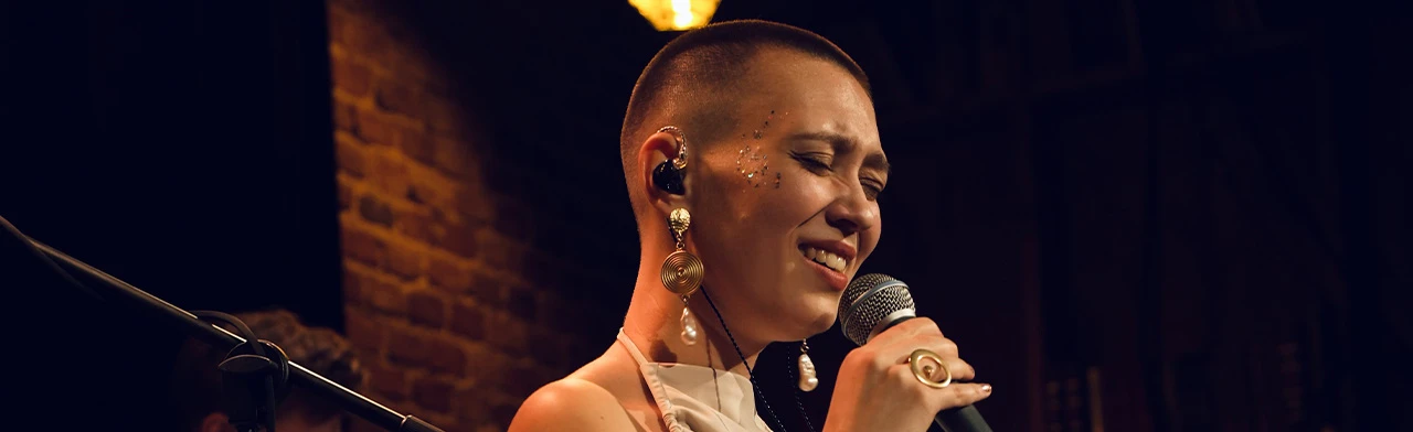 Постер Держи пять в Красноярске