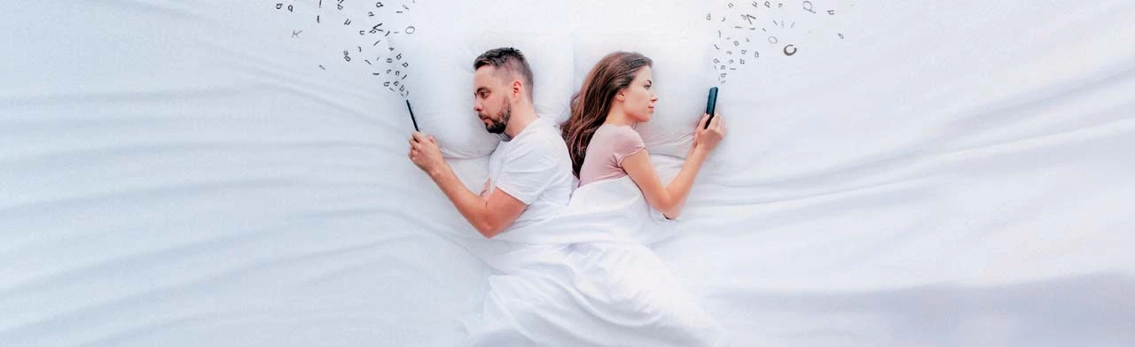 Постер Он, она и телефон