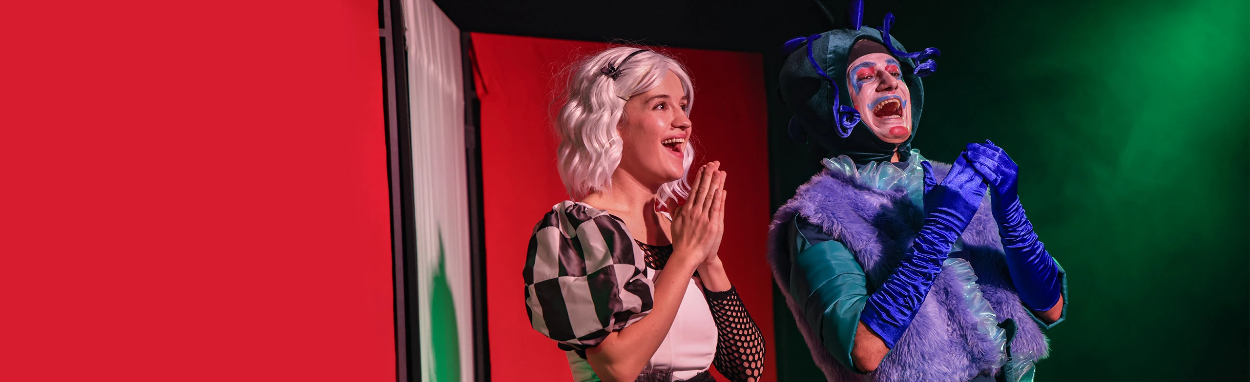 Постер Алиса в стране чудес (на английском языке). Фестиваль «Школьная Классика» (Театр «Enigma Drama») в Москве