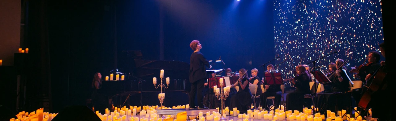 Постер Музыка советского кино в сиянии тысячи свечей в Москве