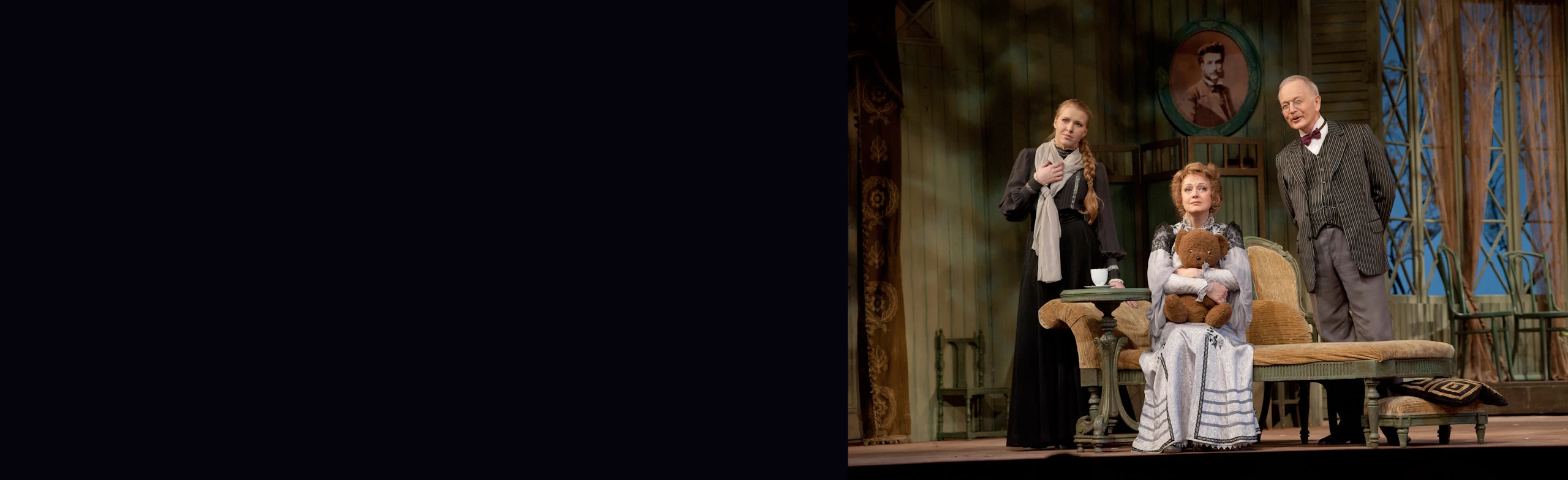 Постер Вишневый сад в Москве