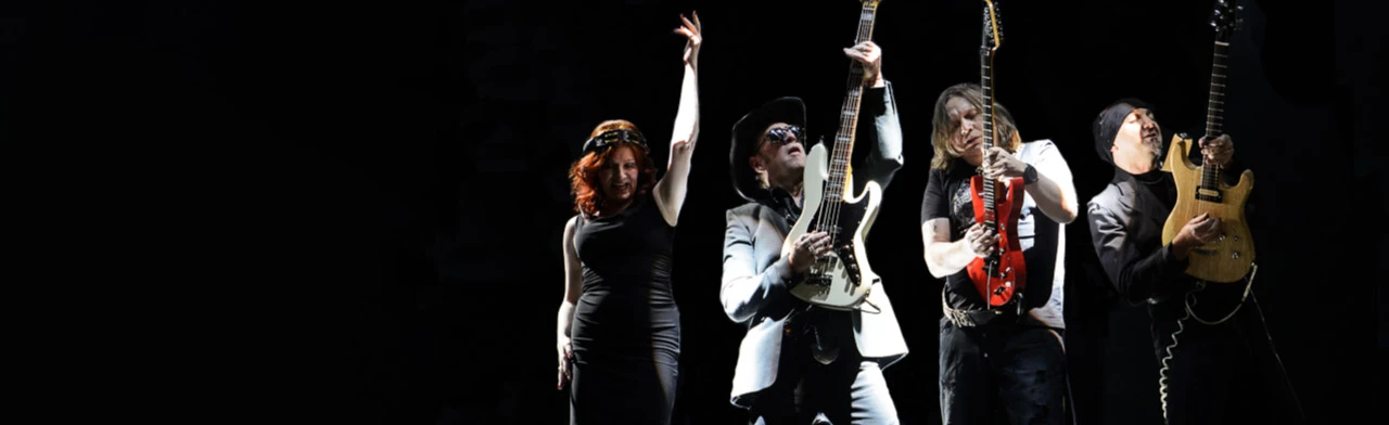 Постер Balls of Fire