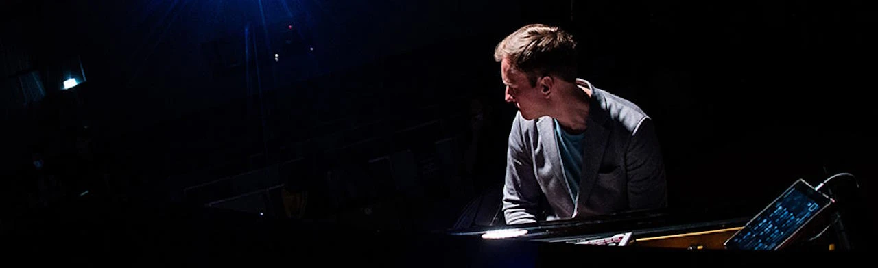 Постер Евгений Лебедев в Москве