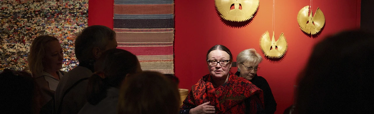 Постер Экскурсия по выставке «Смыслы и промыслы. Через Север на Восток»