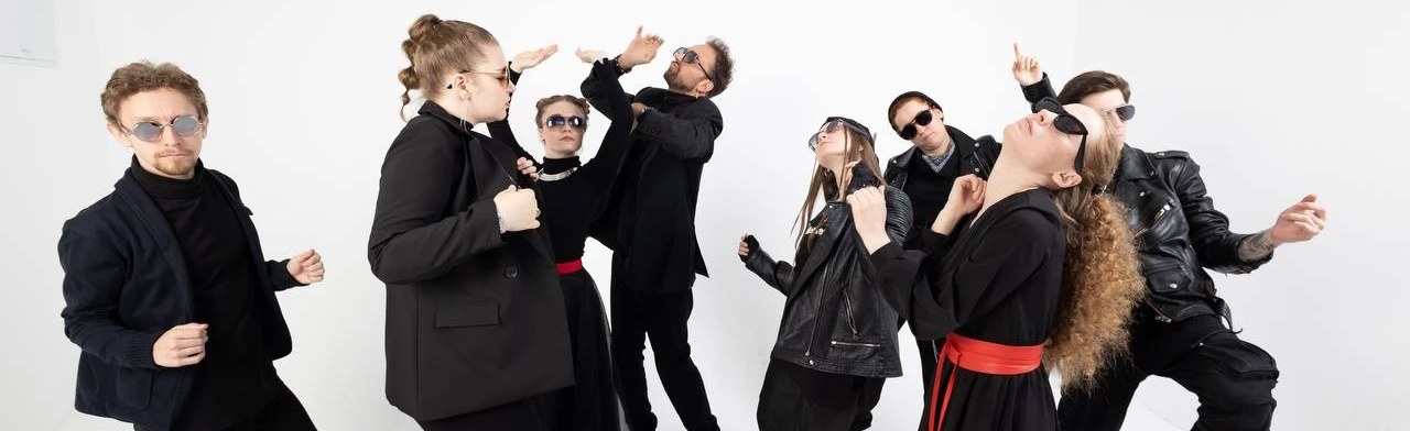 Постер Слуга в квадрате, или Кто убил Федерико Распони?