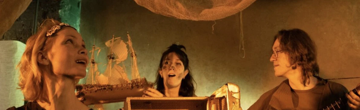 Постер Спектакль «Морис Коннор»