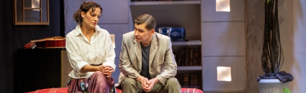 Постер Будем жить как боги?