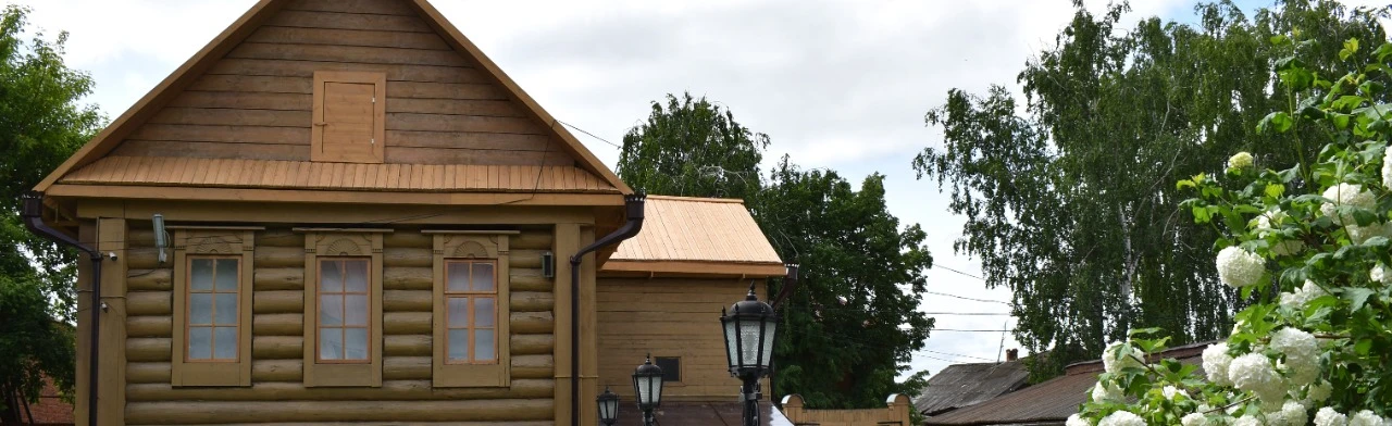 Постер Шифр кавалерист-девицы: Тайна старого чемодана. Программа в Набережных Челнах