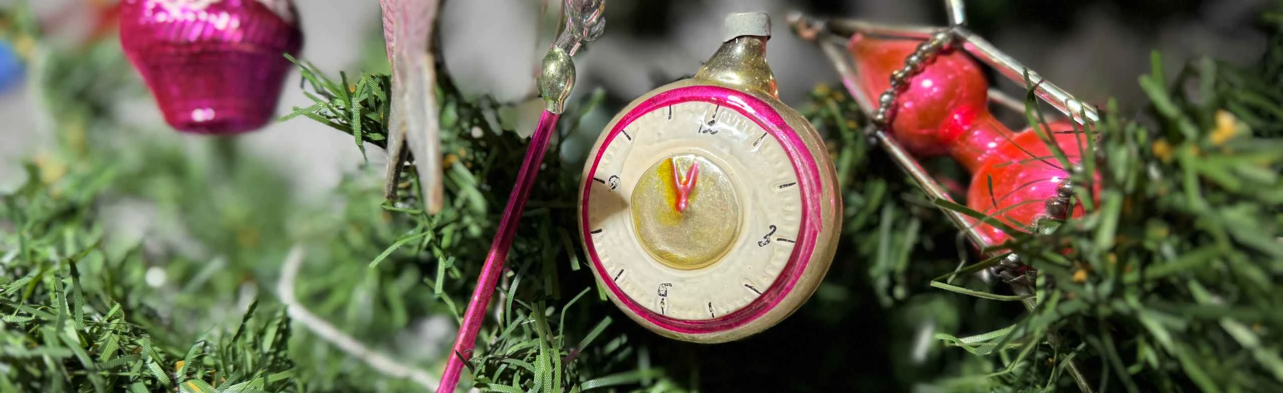 Постер Новый год в Игрушечном музее: Экскурсия в Нижнем Новгороде