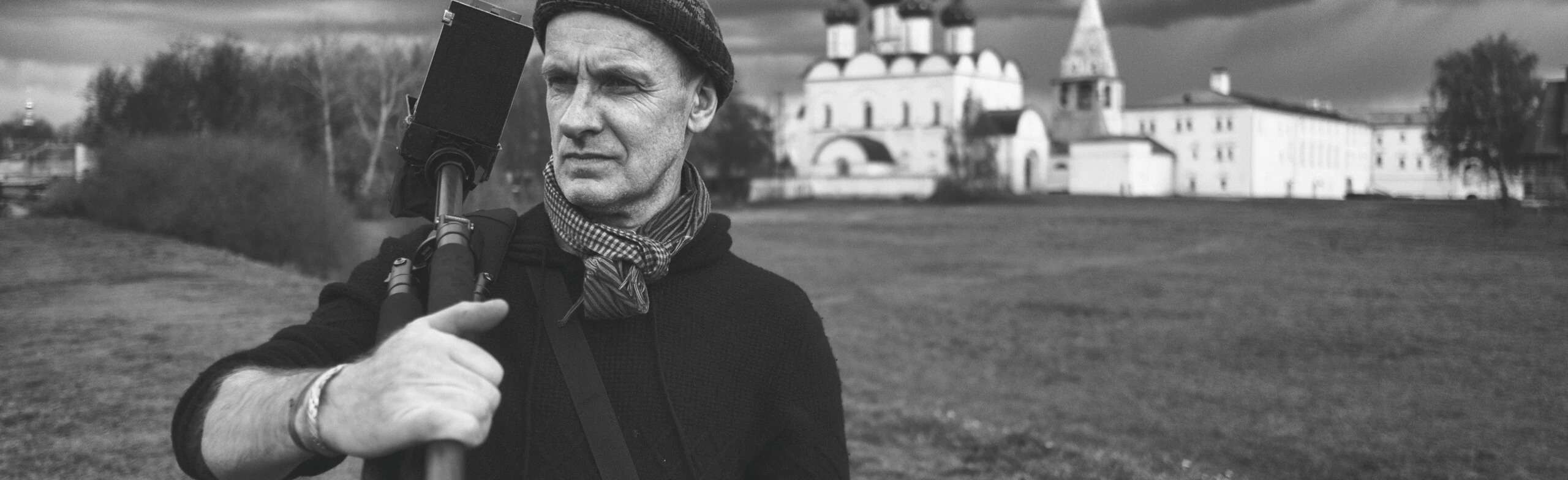 Постер Мастер-класс по аналоговой фотографии со съемкой на крупноформатную камеру в Нижнем Новгороде