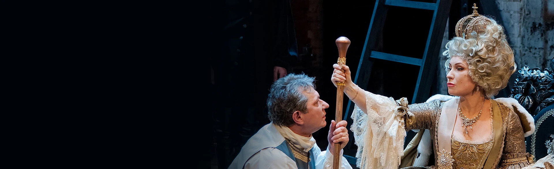 Постер Любовь у трона в Нижнем Новгороде