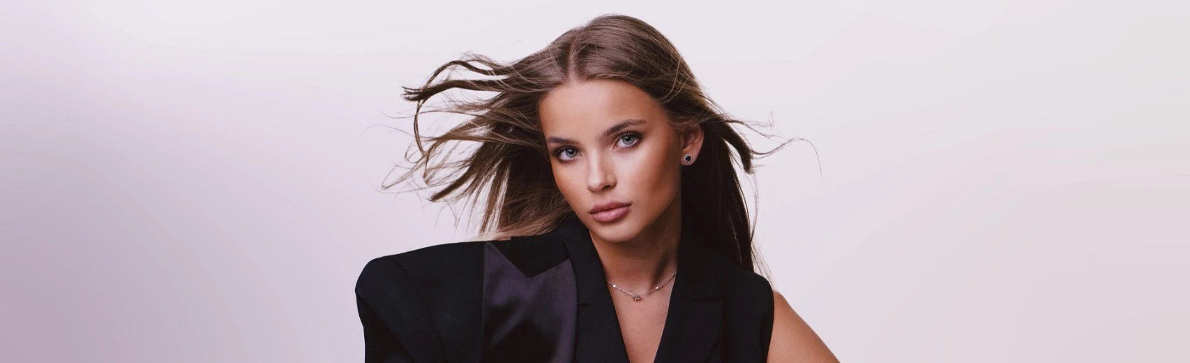 Постер Мария Меженная в Новосибирске