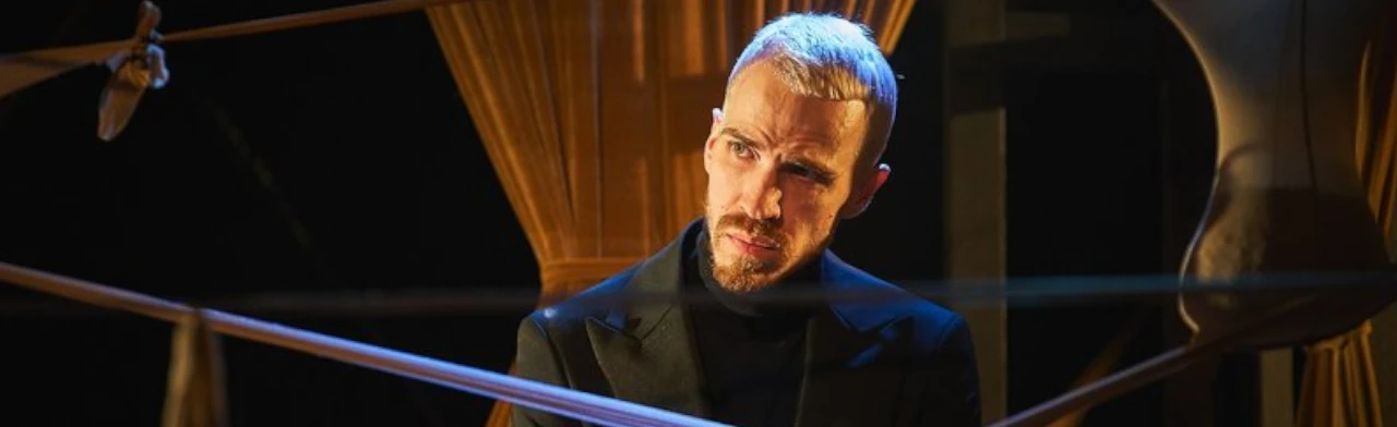 Постер Петерс в Новосибирске