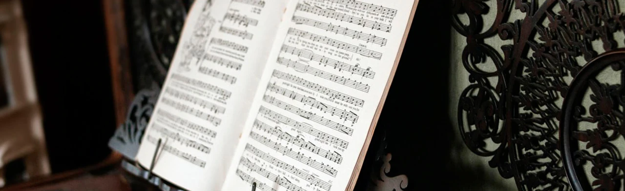 Постер Идеи теории музыкального содержания в современном музыкальном образовании в Оренбурге