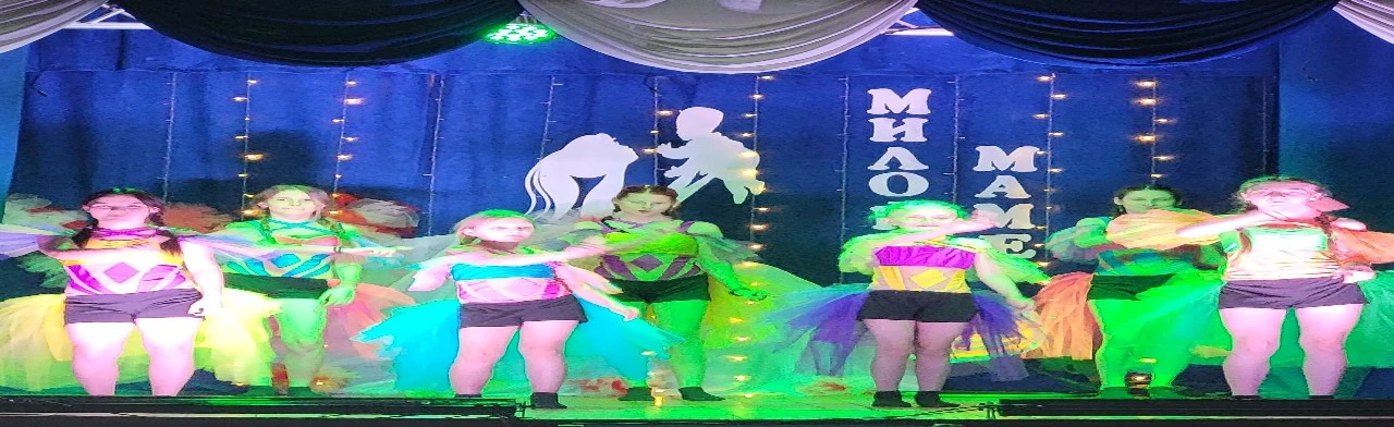 Постер Женщины все королевы в Ростове-на-Дону