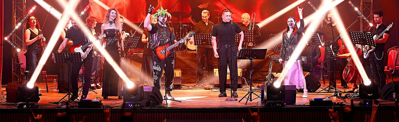 Постер Легенды русского рока - Мультимедийное лазерное симфо-рок-шоу в Ростове-на-Дону