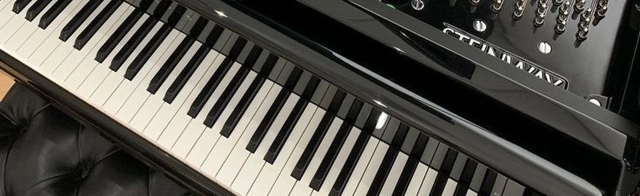 Постер Литературно-музыкальный вечер в Саратове