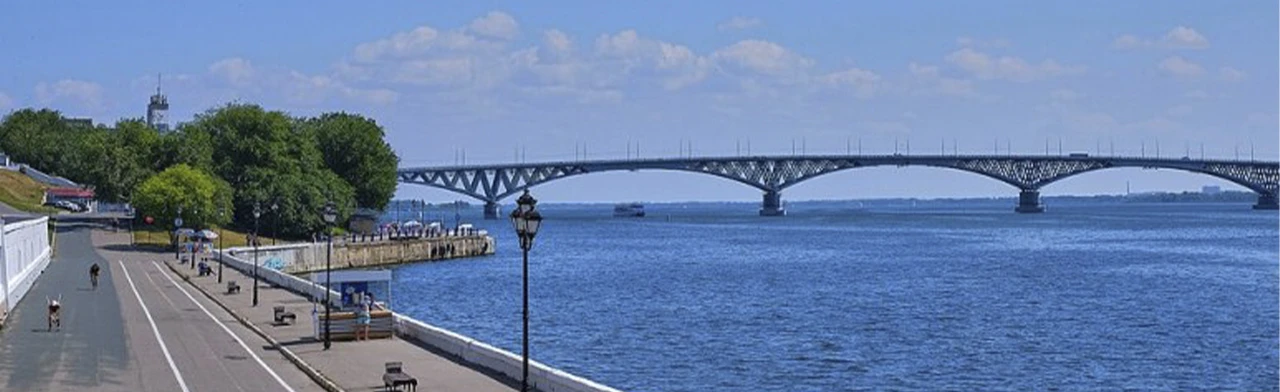 Постер Поэзия края родного в душе зазвучала вновь. Литературно-поэтический час в Саратове