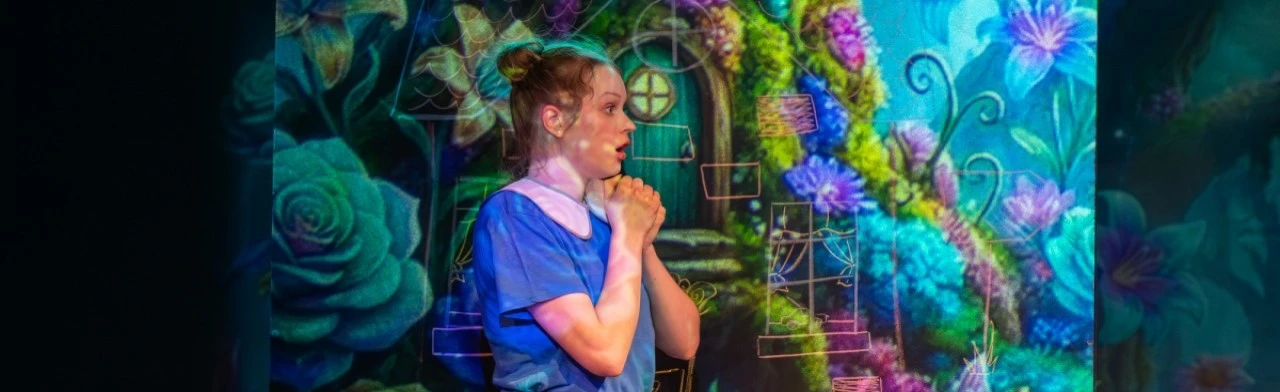 Постер Алиса в стране чудес в Саратове