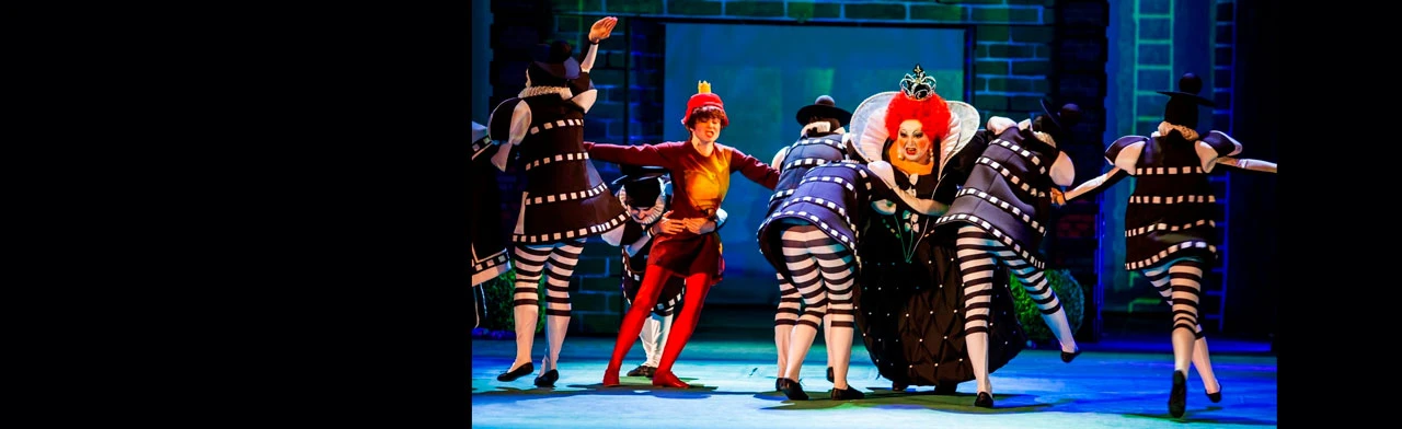 Постер Алиса в Зазеркалье в Санкт-Петербурге