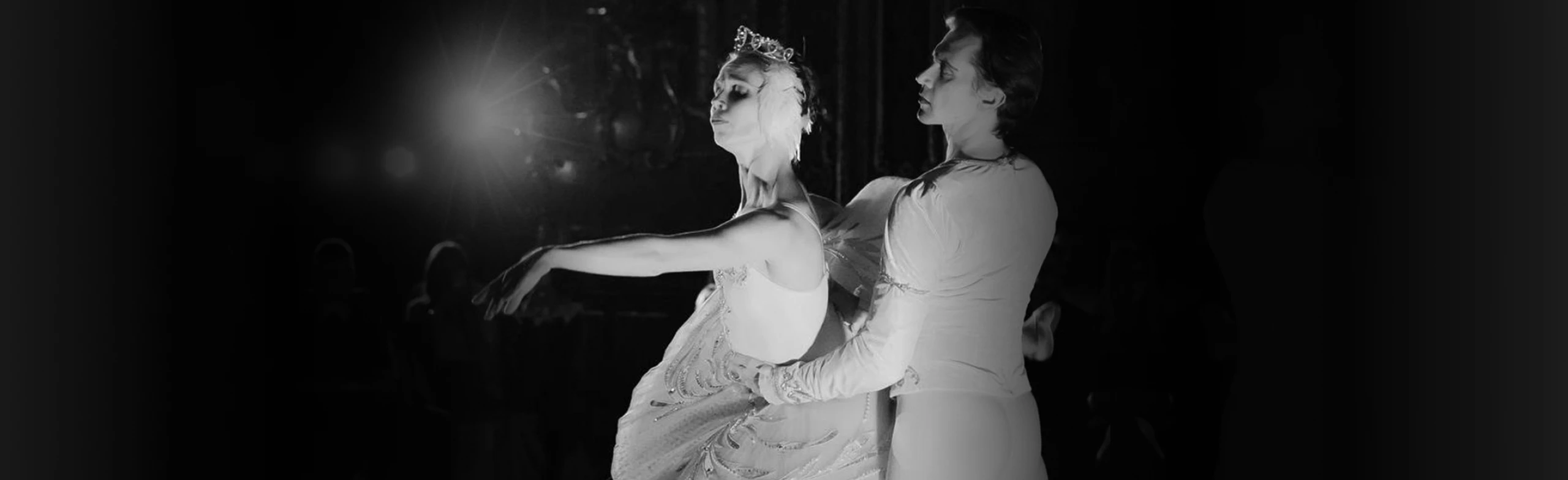 Постер Балет при свечах: Времена года и Шопениана в Санкт-Петербурге