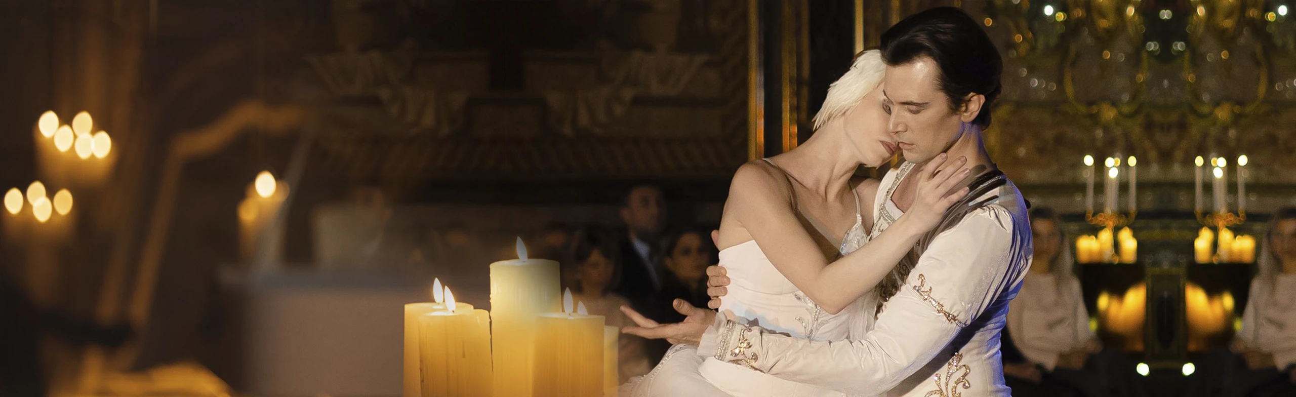 Постер МАГИЯ СВЕЧЕЙ. «Балетные шедевры Чайковского: Щелкунчик, Лебединое озеро, Спящая красавица» в Санкт-Петербурге