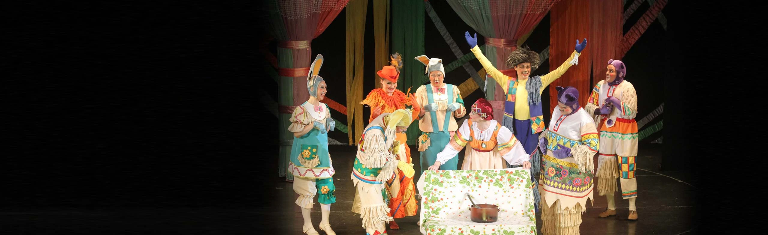 Постер Два клена в Санкт-Петербурге