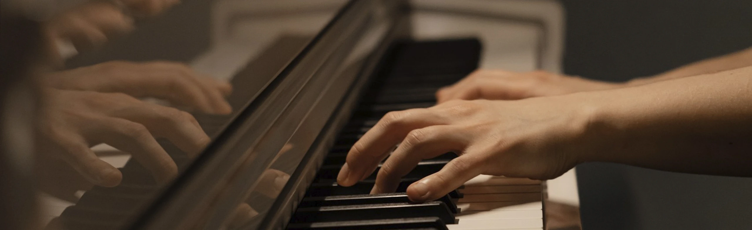 Постер "Саундтреки 19 века: эмоции до кинокамер". Концерт-лекция с чаепитием и экскурсией по особняку в Санкт-Петербурге