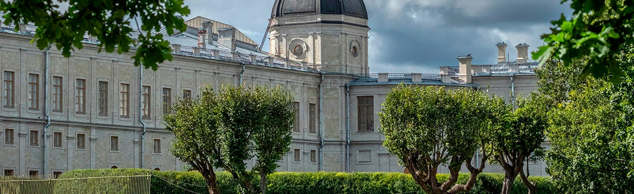 Постер Гатчинский дворец Интерьеры ХVIII - начала ХХ в. в Санкт-Петербурге