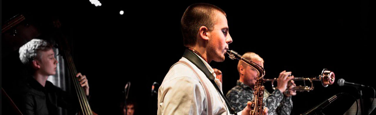 Постер Квартет Максима Медведева (саксофон) в Санкт-Петербурге