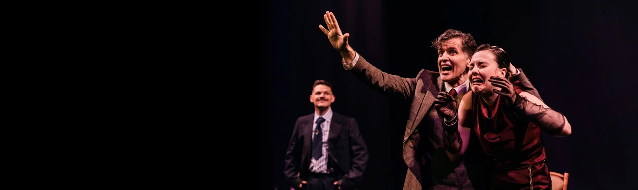 Постер «Красотка и семья» в Санкт-Петербурге