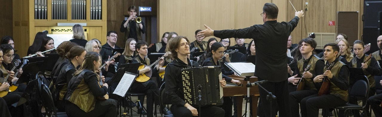 Постер Концерт-лекция "Голоса русских народных инструментов" в Сургуте