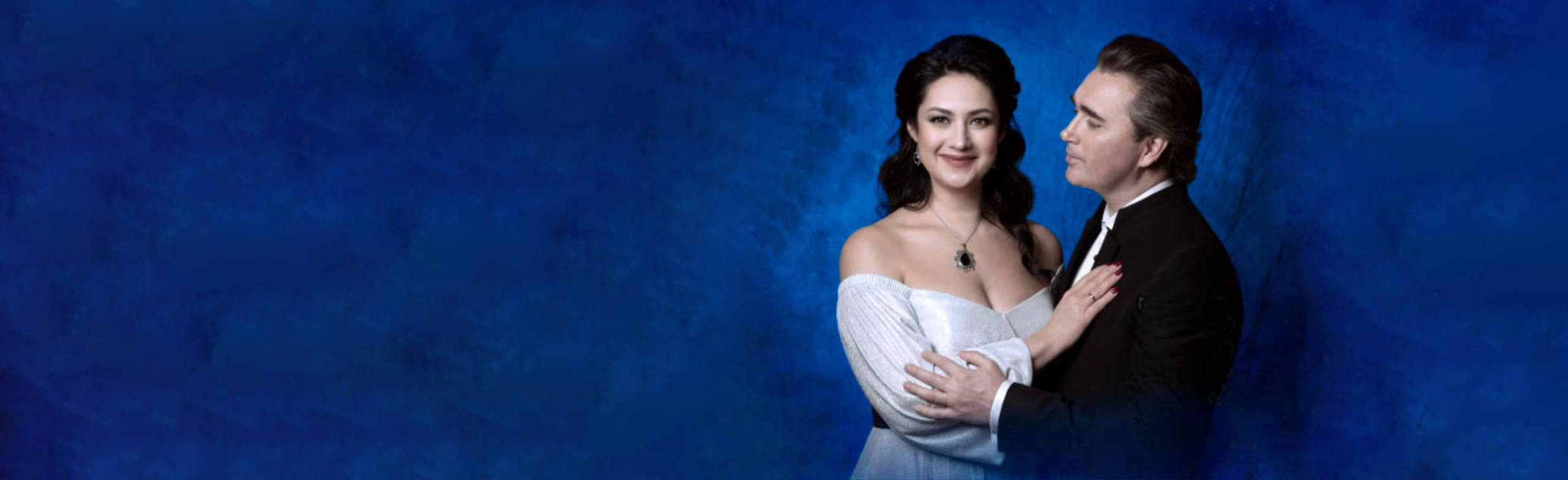 Постер Агунда Кулаева (меццо-сопрано) и Алексей Татаринцев (тенор)