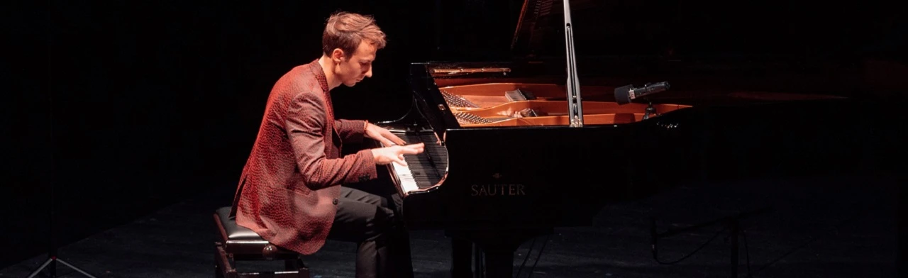 Постер Илья Поляков в Ульяновске