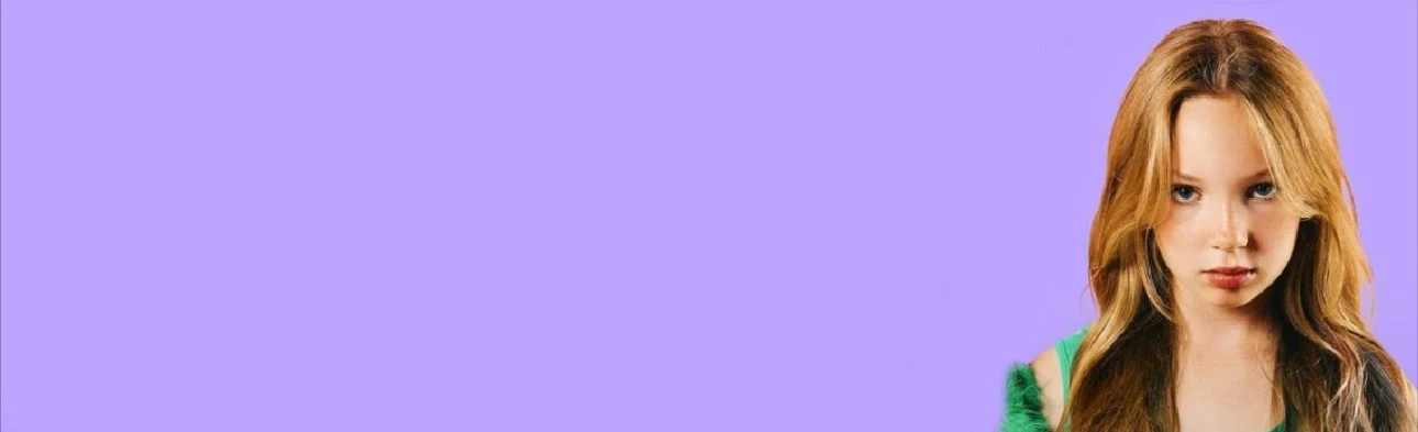 Постер Бэтси в Владивостоке